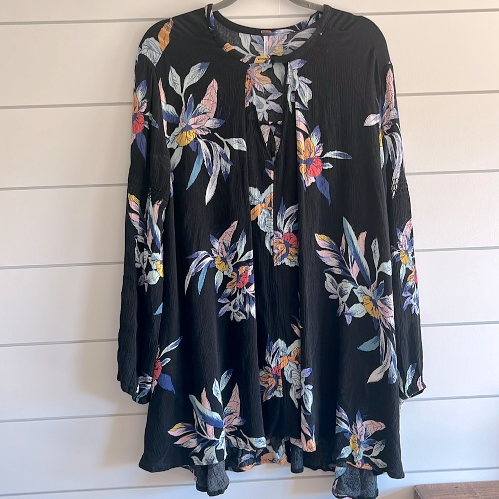 Free People Black Relaxed Tie Front Blouse - Picture 2 of 6